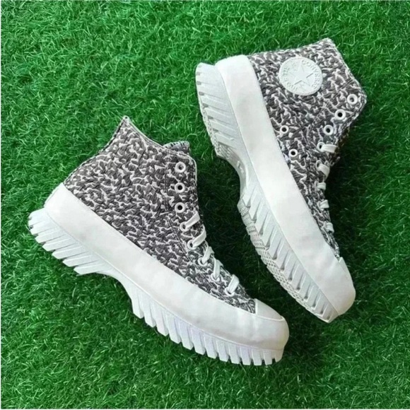 Converse Chuck Taylor All Star Lugged 2.0 Hi Sand Dune - Picture 5 of 6